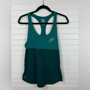 The Nike Tee Dri-Fit Run tank top, athletic cut, teal green/turquoise. Size M